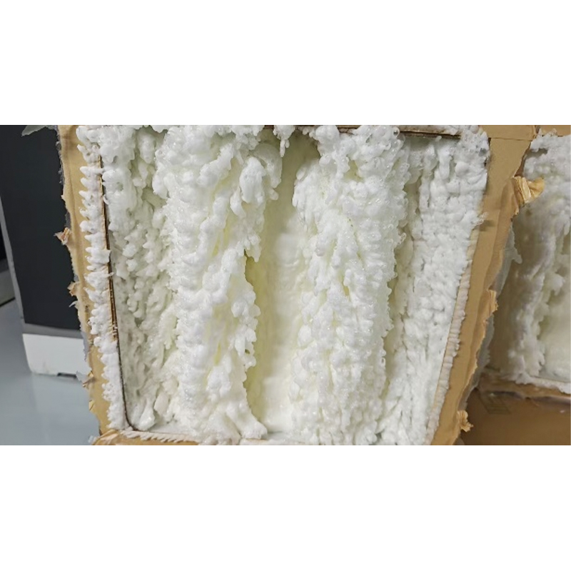 How does the sealing structure design of the paint mist filter box ensure that paint mist will not leak?